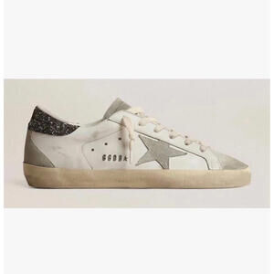 Golden Goose Super Star Sneakers(PLEASE REQUEST YOUR SIZE FOR PURCHASING)
